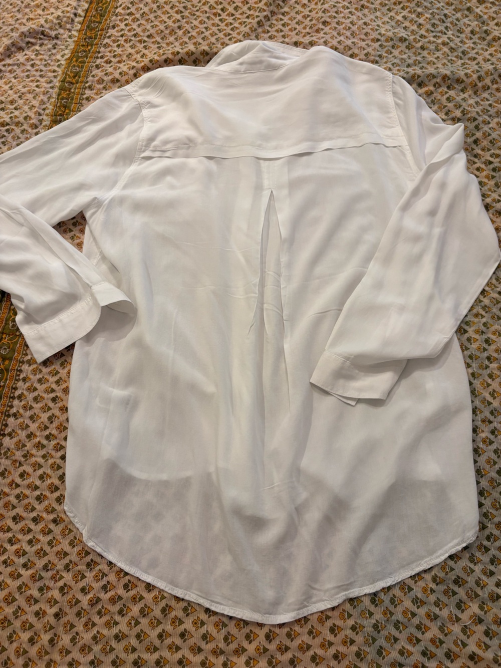 beachlunchlounge White Women’s Casual Button-Down Shirt 100% Viscose - Picture 4 of 7